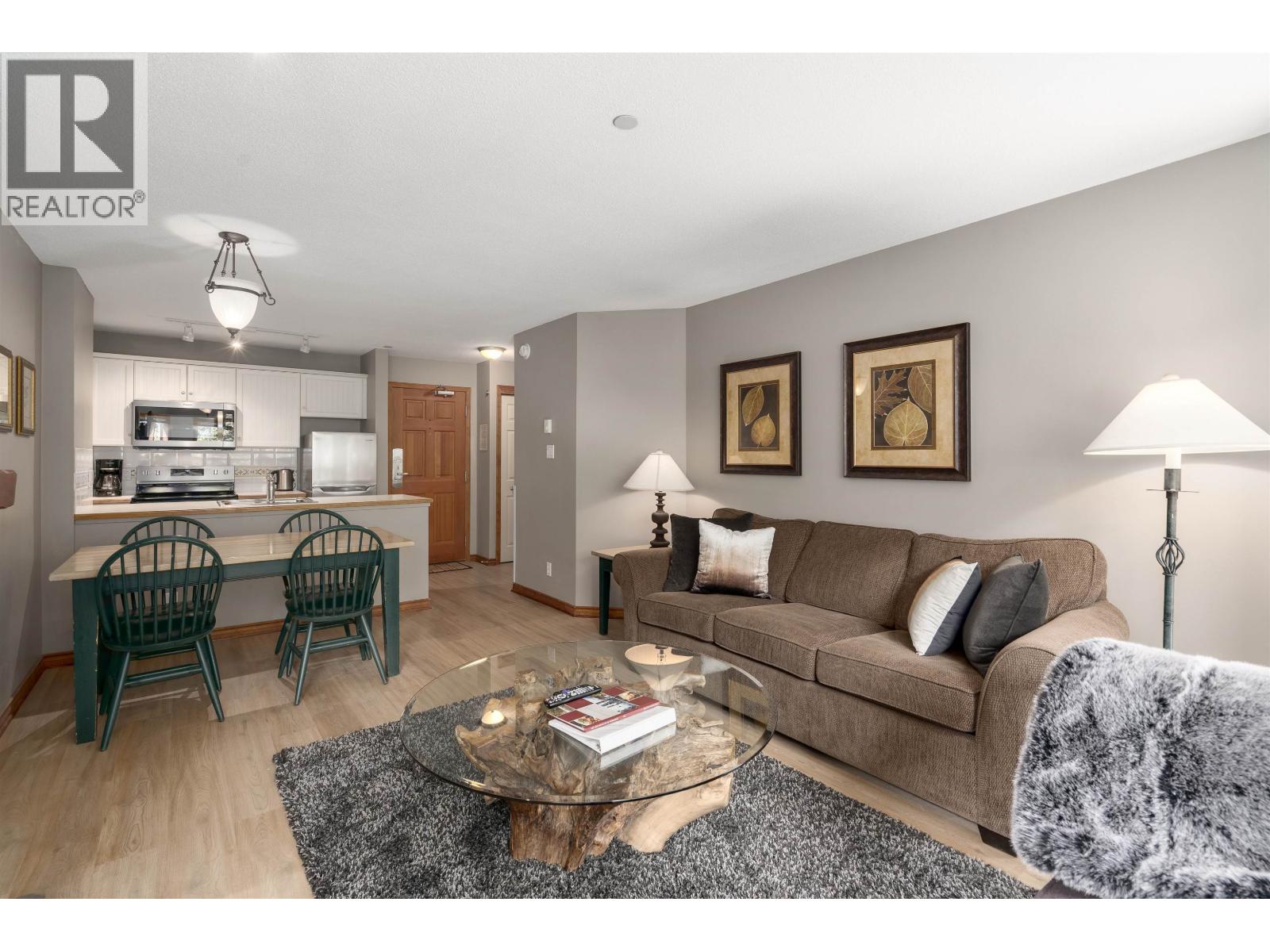 243 4800 Spearhead Drive, Whistler, British Columbia  V0N 1B4 - Photo 4 - R3065810