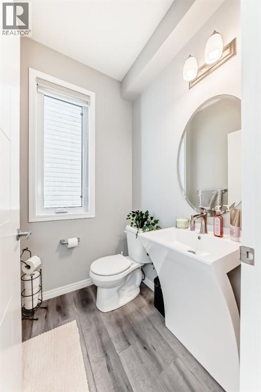 127 Carrington Crescent Nw, Calgary, Alberta  T3P 1R2 - Photo 15 - A2276277