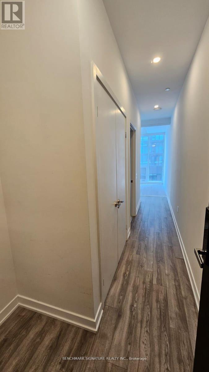 910 - 77 Shuter Street, Toronto, Ontario  M5B 0B8 - Photo 3 - C12654376