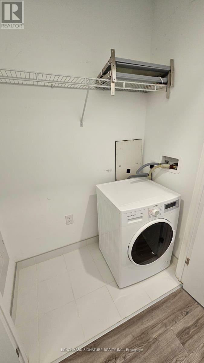 910 - 77 Shuter Street, Toronto, Ontario  M5B 0B8 - Photo 4 - C12654376