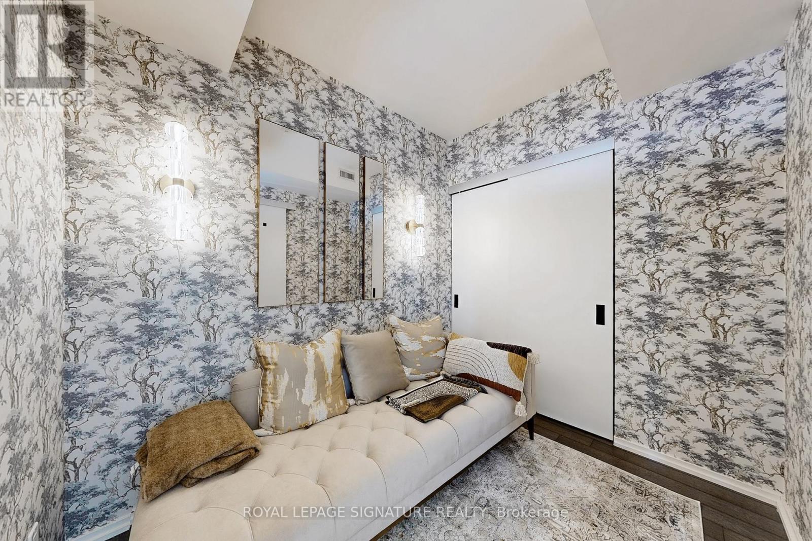 4409 - 197 Yonge Street, Toronto, Ontario  M5B 1M4 - Photo 17 - C12654378