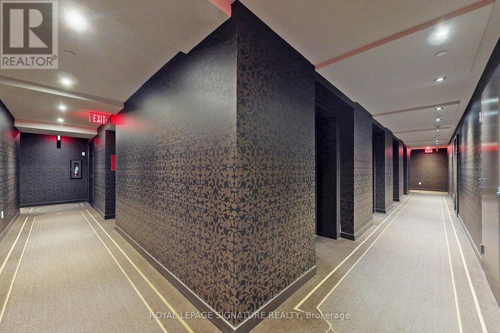 4409 - 197 Yonge Street, Toronto, Ontario  M5B 1M4 - Photo 8 - C12654378