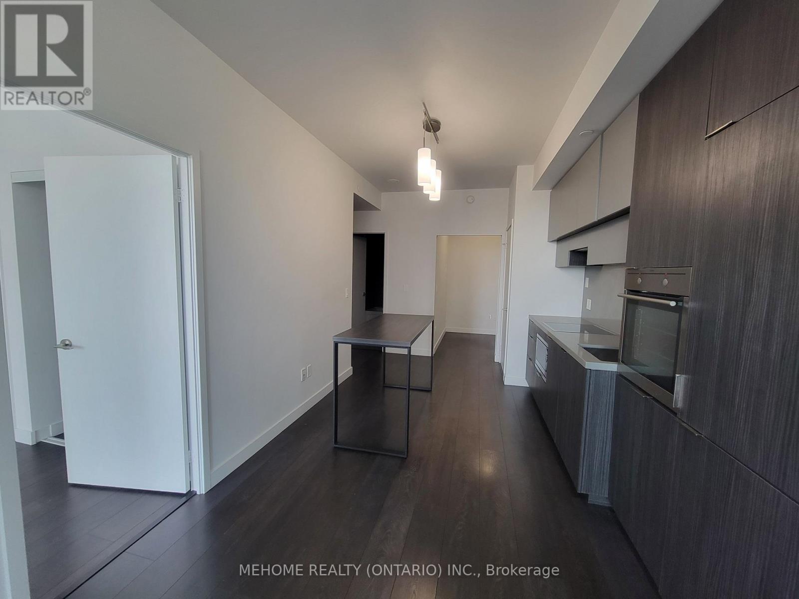 2001 - 8 Eglinton Avenue E, Toronto, Ontario  M4P 0C1 - Photo 2 - C12654380