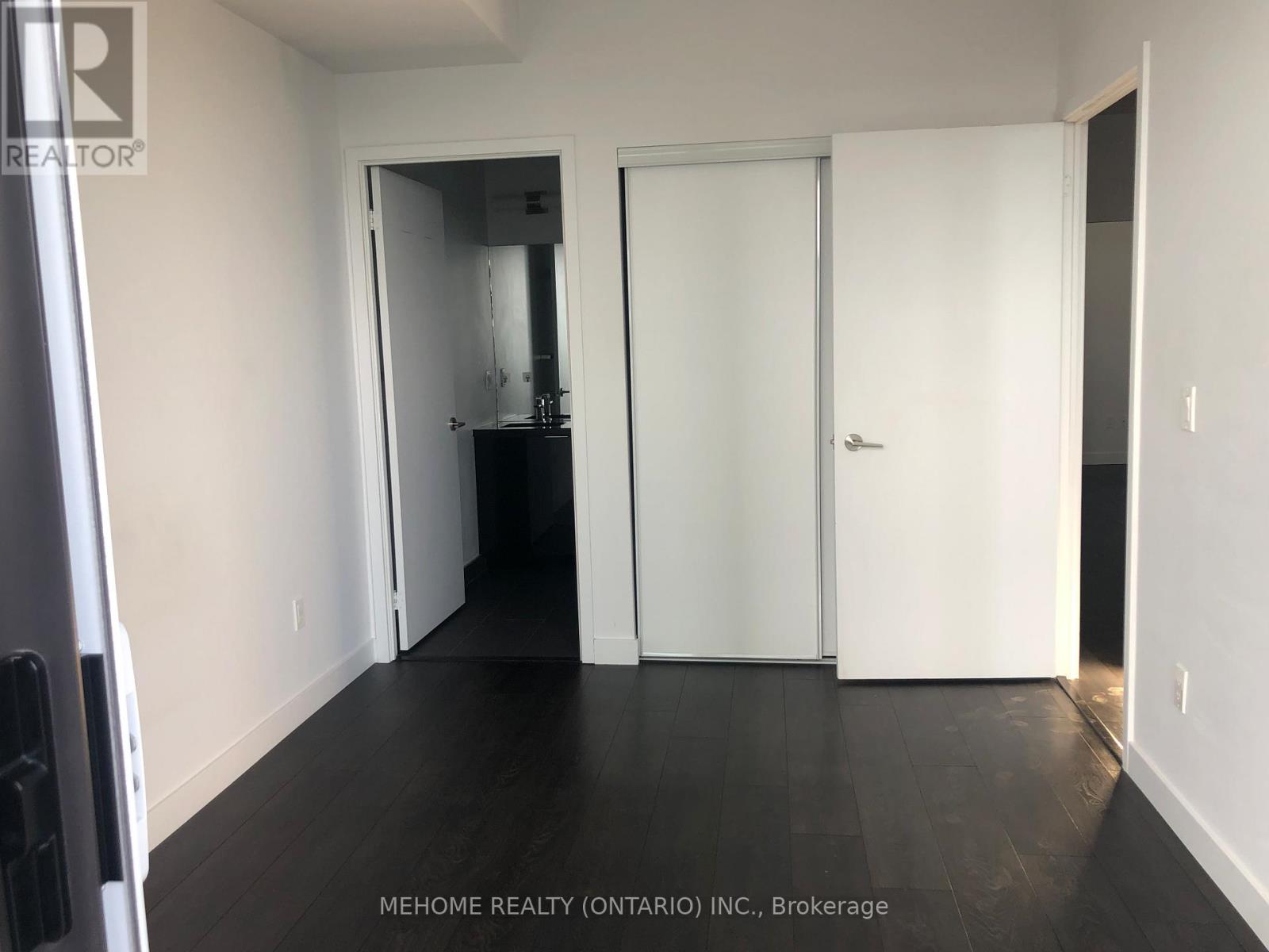 2001 - 8 Eglinton Avenue E, Toronto, Ontario  M4P 0C1 - Photo 5 - C12654380