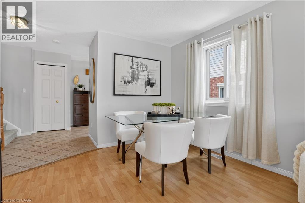 54 Glencliffe Court, Kitchener, Ontario  N2B 3X1 - Photo 10 - 40787052