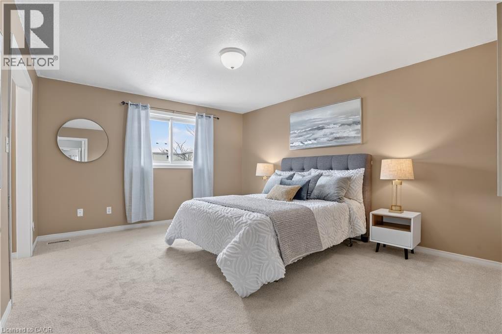 54 Glencliffe Court, Kitchener, Ontario  N2B 3X1 - Photo 28 - 40787052