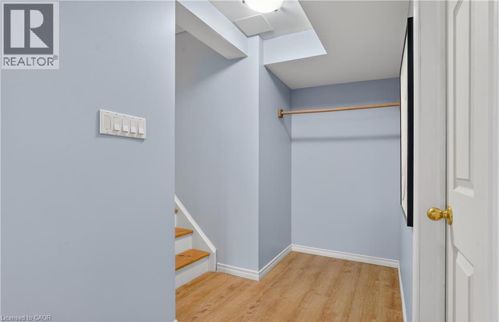 54 Glencliffe Court, Kitchener, Ontario  N2B 3X1 - Photo 46 - 40787052