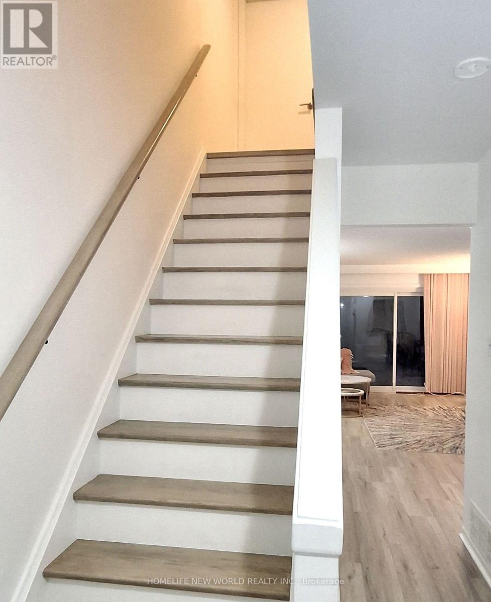 31 - 551 Steeles Avenue W, Toronto, Ontario  M2M 3Y1 - Photo 7 - C12654374