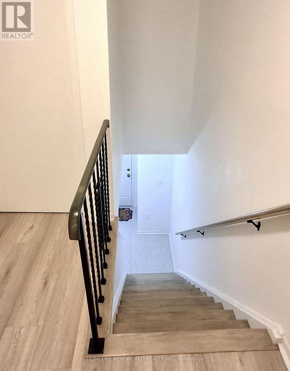 31 - 551 Steeles Avenue W, Toronto, Ontario  M2M 3Y1 - Photo 9 - C12654374