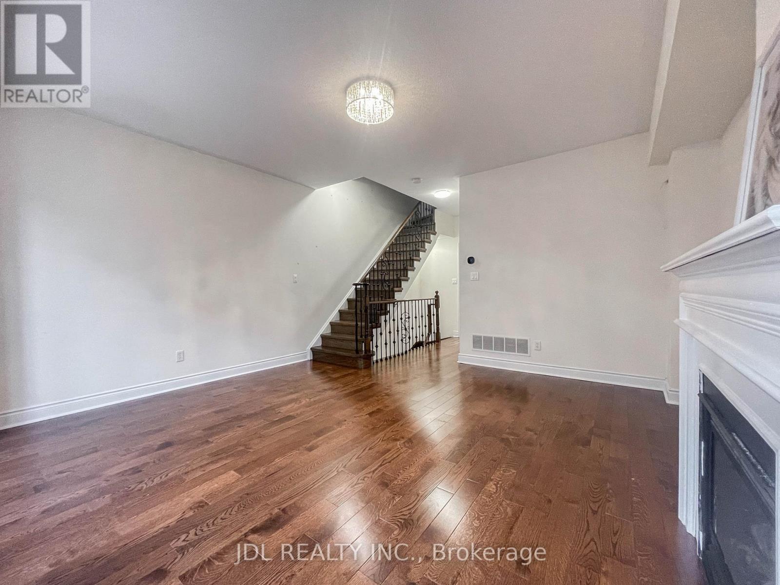 3 Garvin Mews, Toronto, Ontario  M2N 0B2 - Photo 13 - C12654386