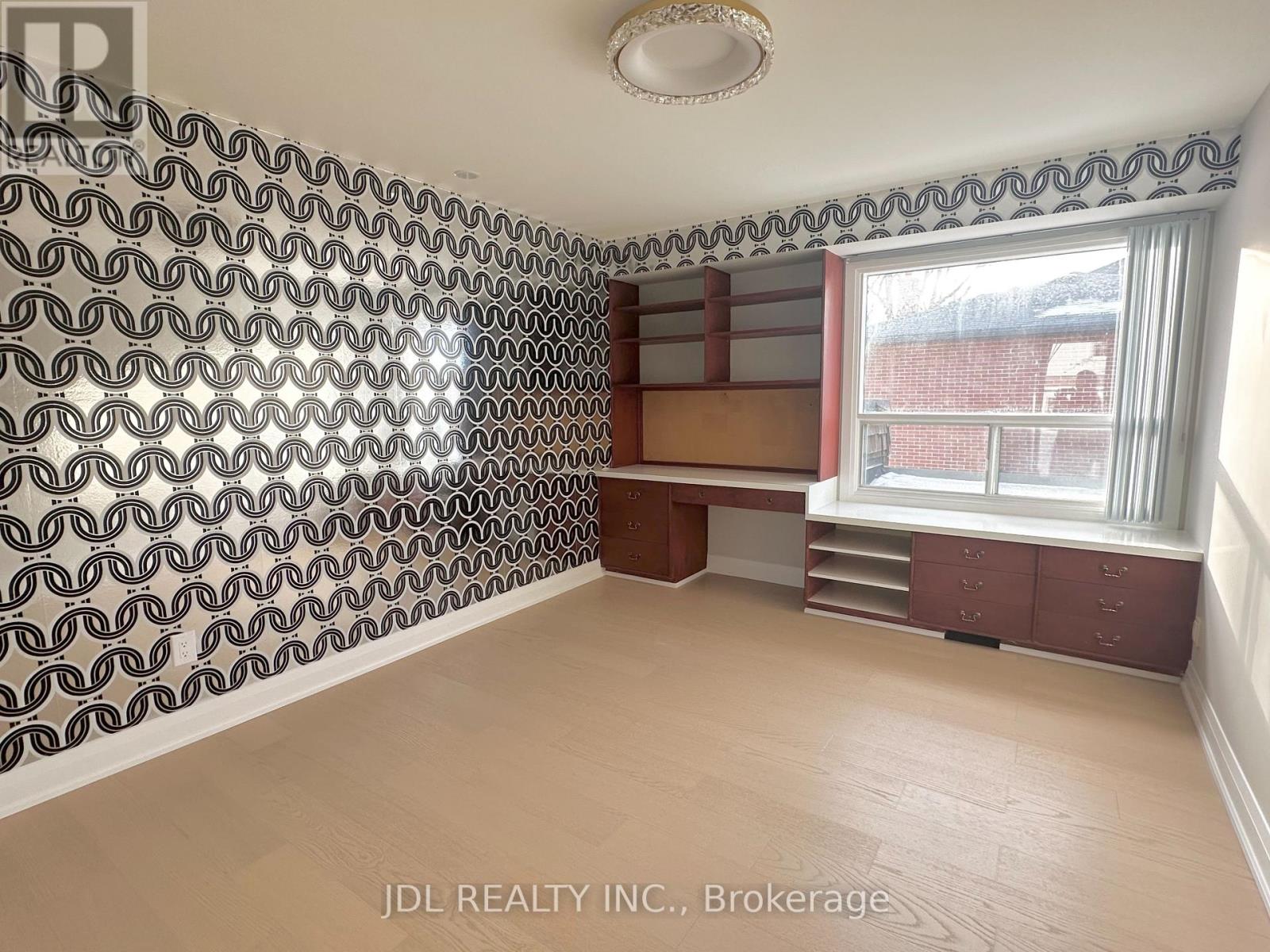 Main And Upper - 17 Fairway Heights Crescent, Markham, Ontario  L3T 1K1 - Photo 16 - N12654394