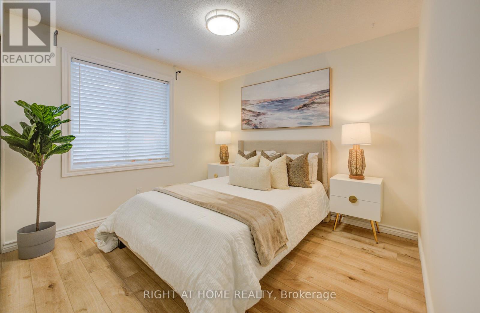 127 Vintage Crescent, Kitchener, Ontario  N2P 1L1 - Photo 18 - X12654396