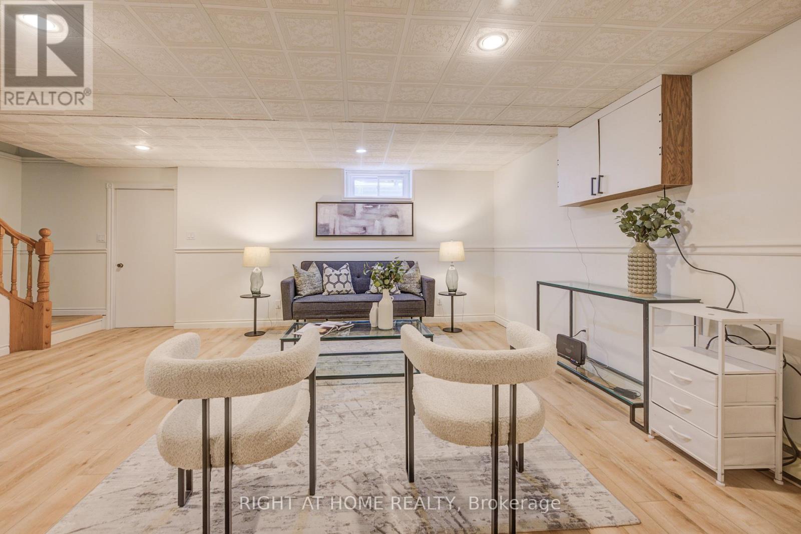 127 Vintage Crescent, Kitchener, Ontario  N2P 1L1 - Photo 26 - X12654396