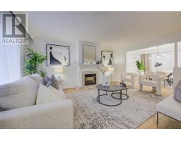 127 VINTAGE CRESCENT, Kitchener, Ontario