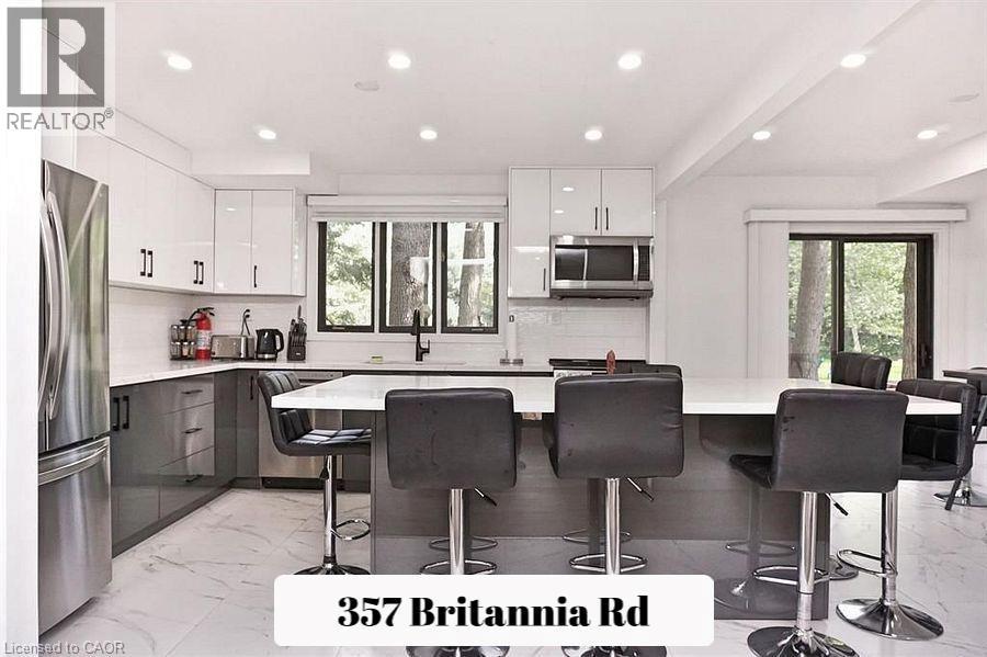 357 Britannia Road, Huntsville, Ontario  P1H 2J3 - Photo 18 - 40795414