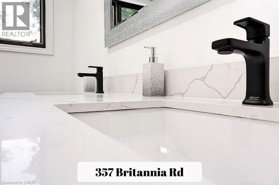 357 Britannia Road, Huntsville, Ontario  P1H 2J3 - Photo 20 - 40795414