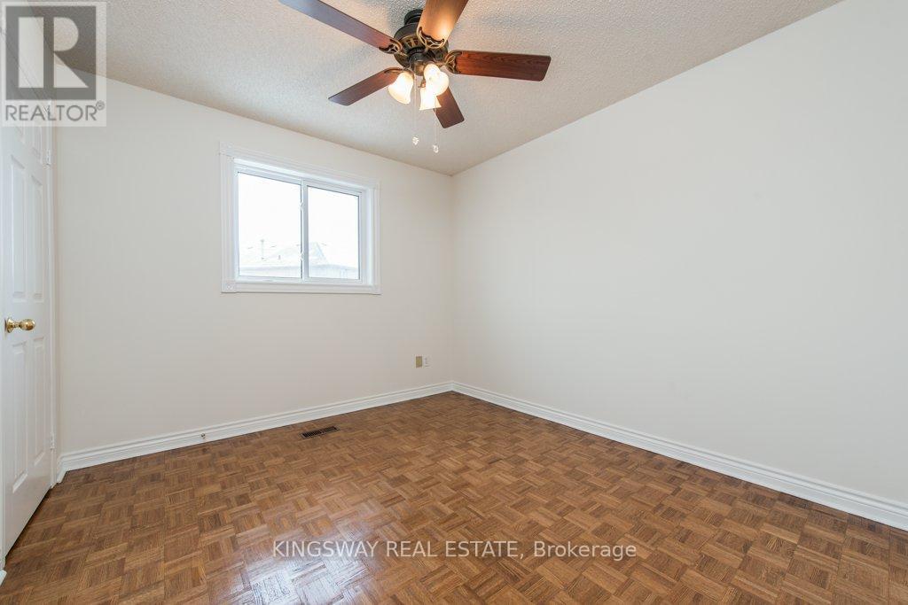 5607 Shillington Drive W, Mississauga, Ontario  L5R 3N4 - Photo 30 - W12653242