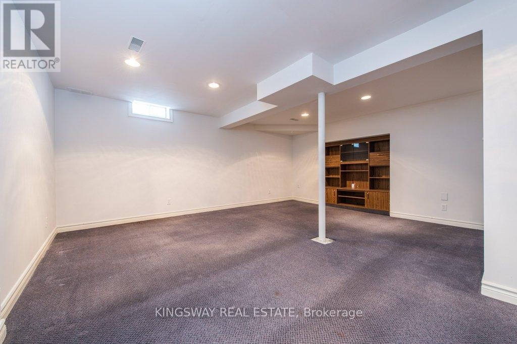 5607 Shillington Drive W, Mississauga, Ontario  L5R 3N4 - Photo 38 - W12653242