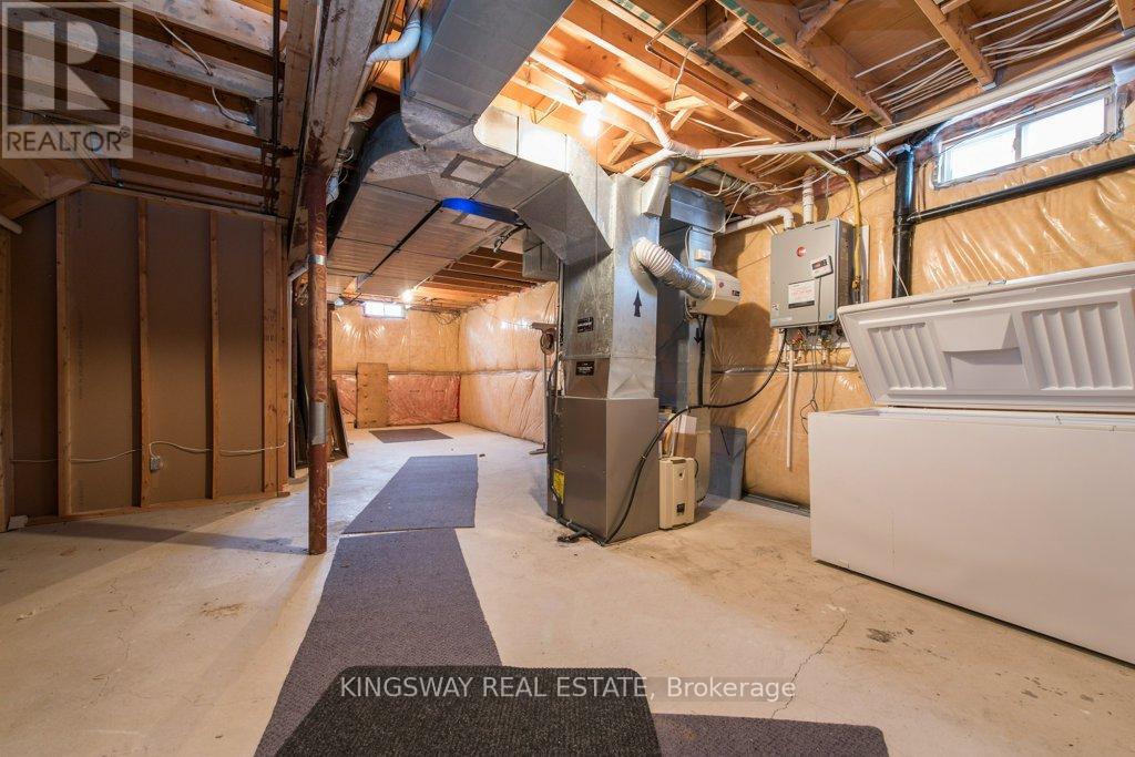 5607 Shillington Drive W, Mississauga, Ontario  L5R 3N4 - Photo 40 - W12653242