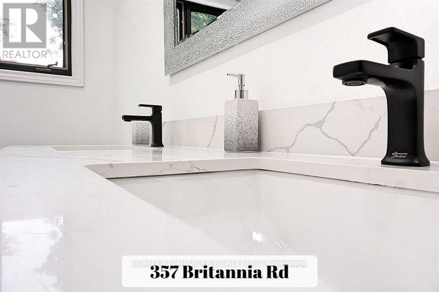 357 Britannia Road, Huntsville, Ontario  P1H 2J3 - Photo 16 - X12654398