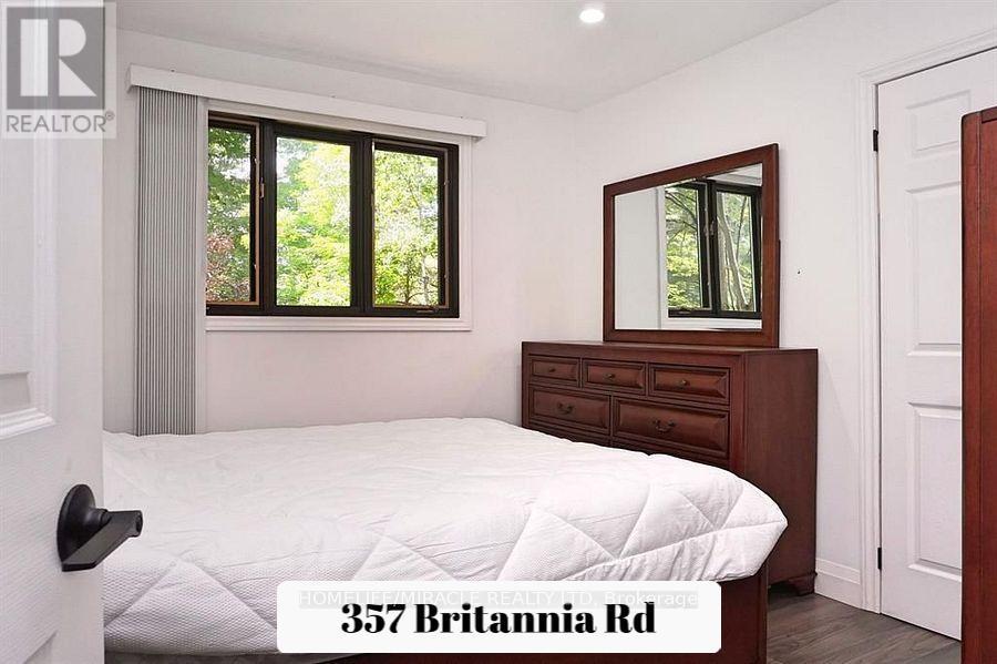 357 Britannia Road, Huntsville, Ontario  P1H 2J3 - Photo 18 - X12654398