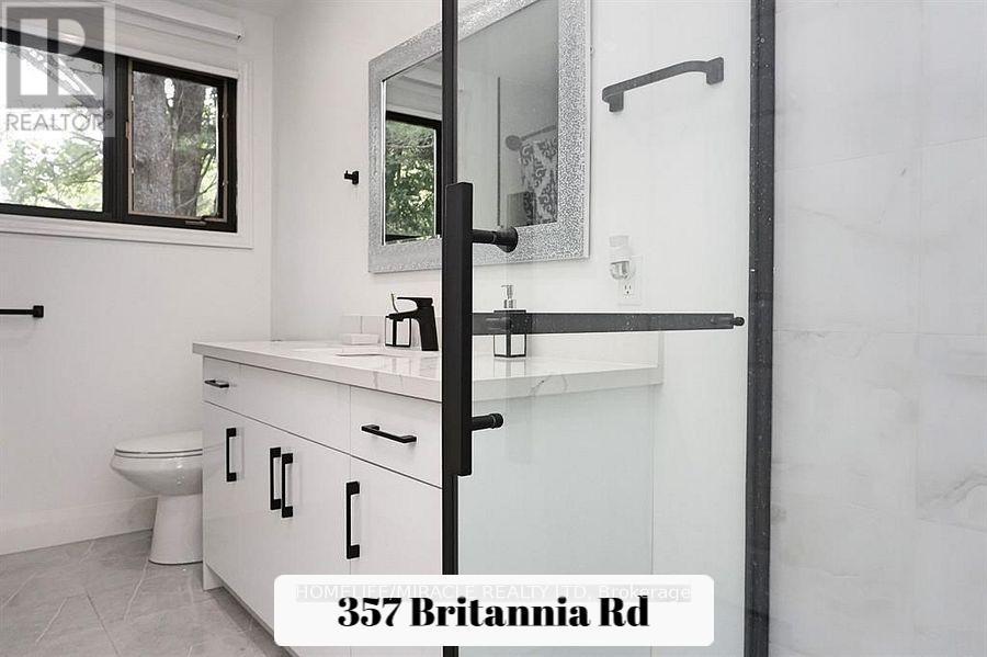 357 Britannia Road, Huntsville, Ontario  P1H 2J3 - Photo 33 - X12654398