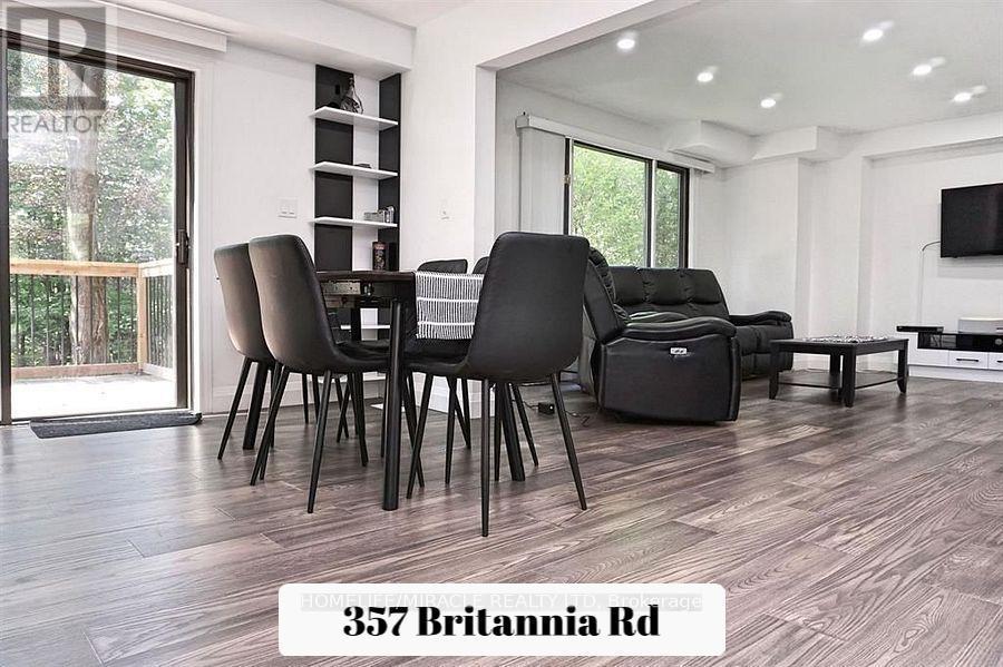 357 Britannia Road, Huntsville, Ontario  P1H 2J3 - Photo 7 - X12654398