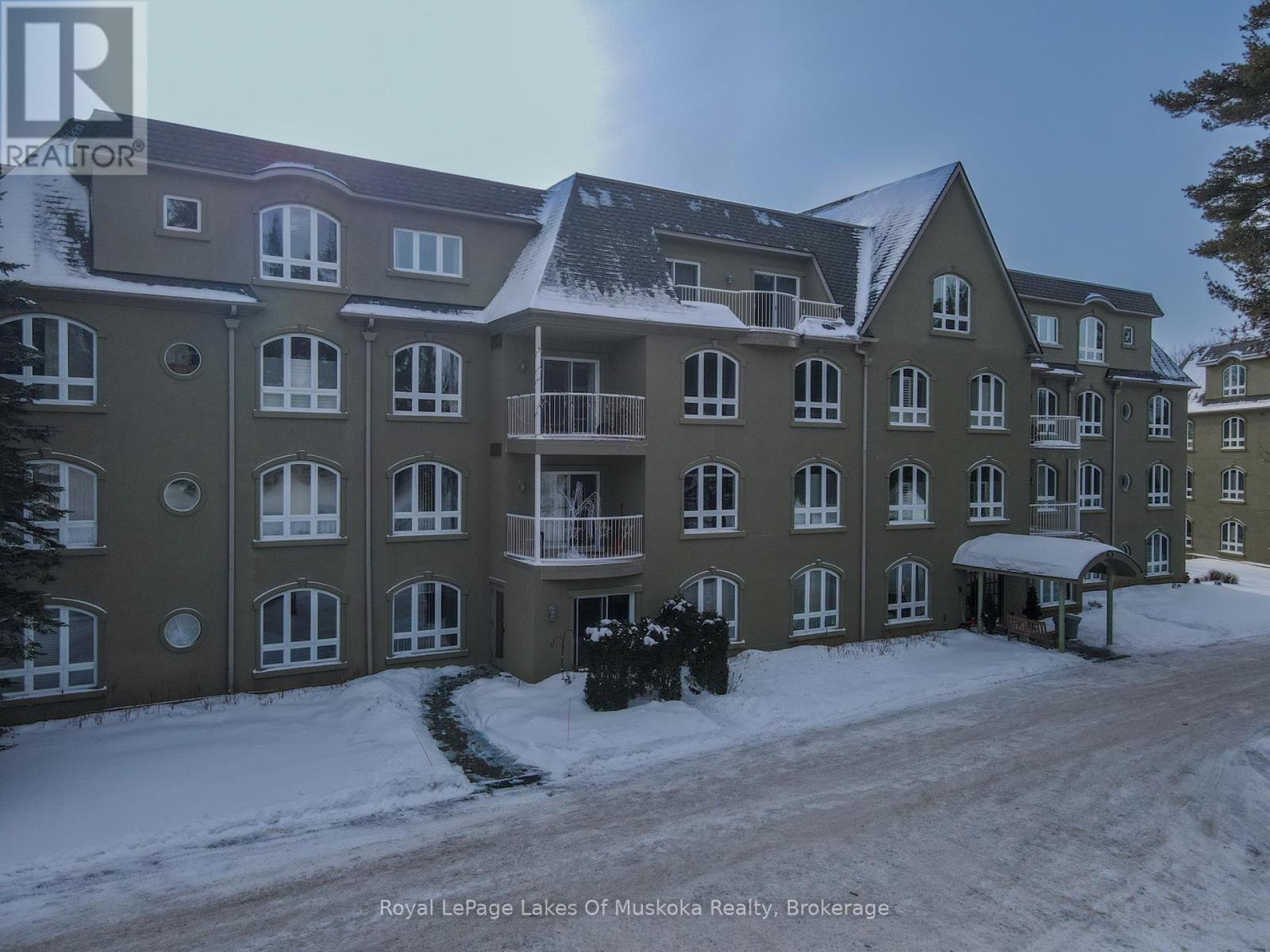 106 - 31 Dairy Lane, Huntsville, Ontario  P1H 2L7 - Photo 4 - X12654418