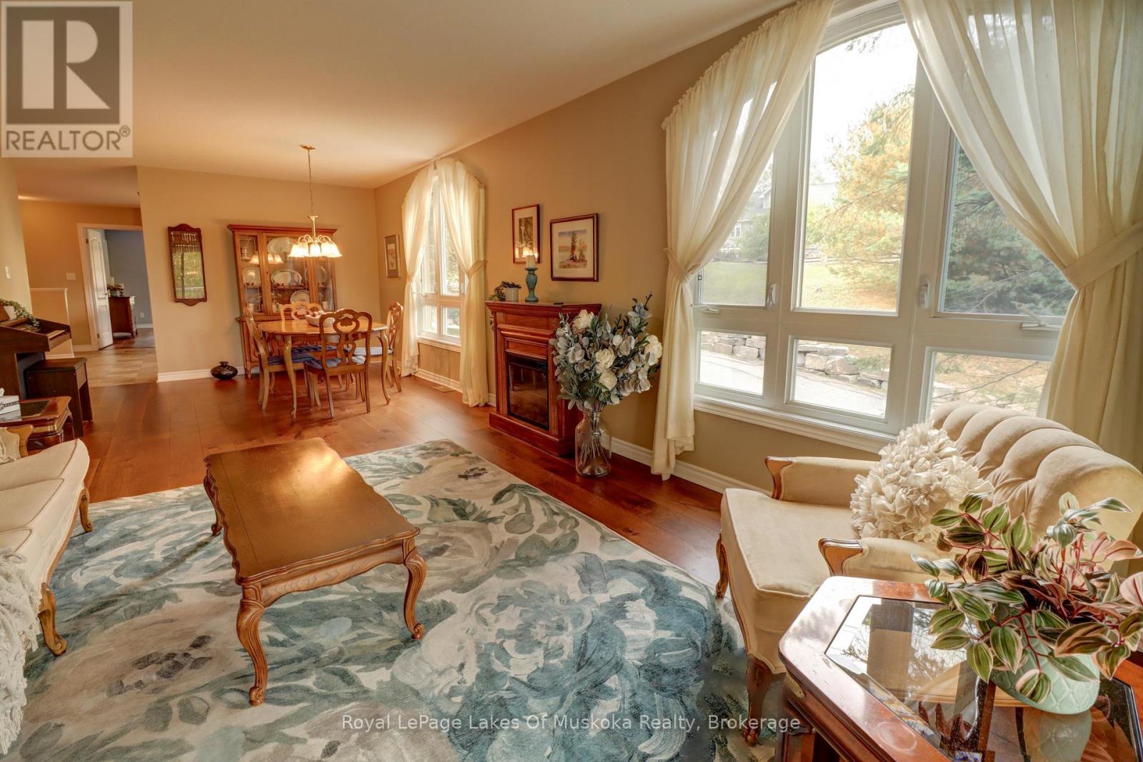 106 - 31 Dairy Lane, Huntsville, Ontario  P1H 2L7 - Photo 8 - X12654418