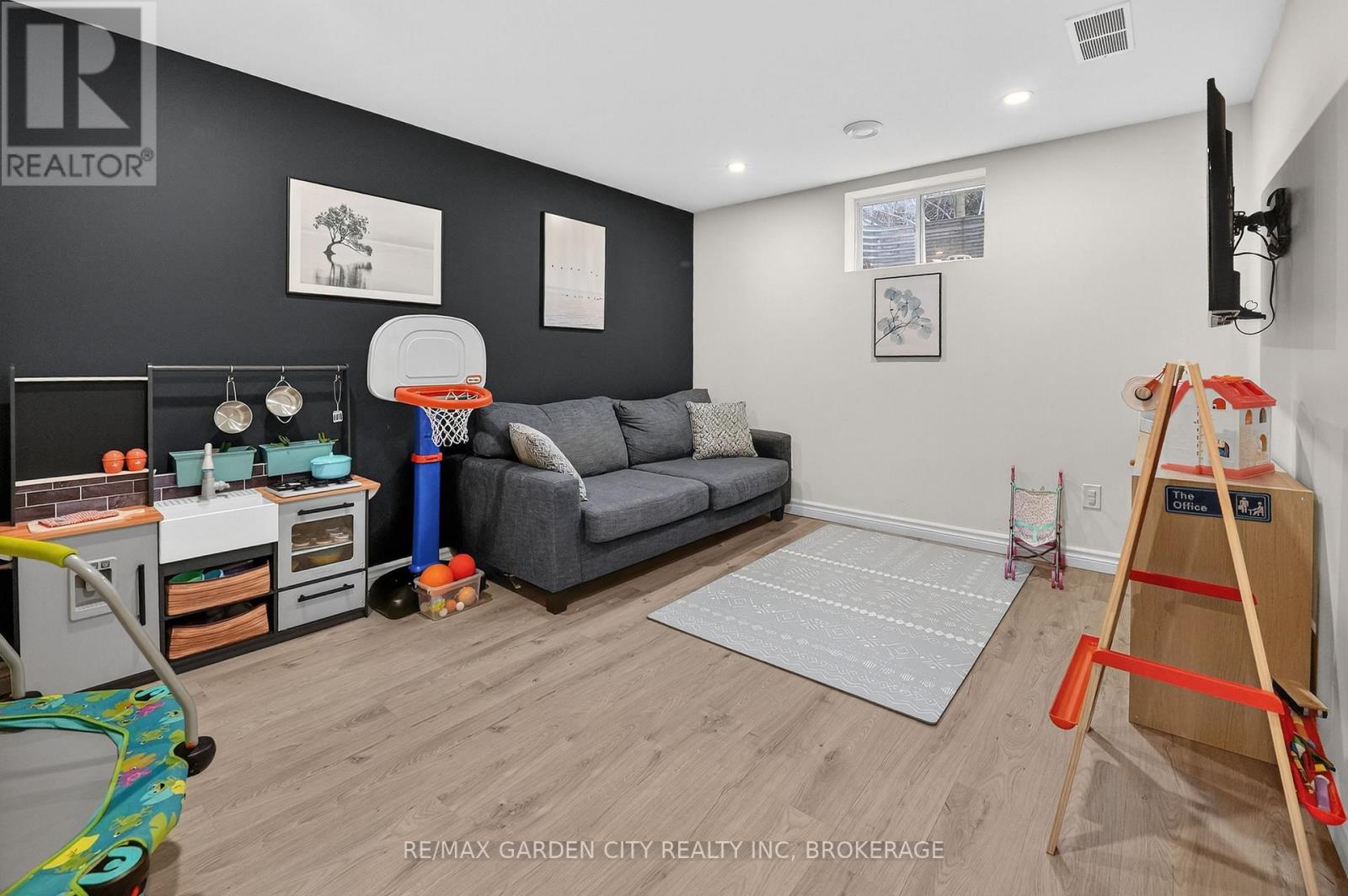 22 Riesling Drive, Niagara-On-The-Lake, Ontario  L0S 1J0 - Photo 31 - X12654412