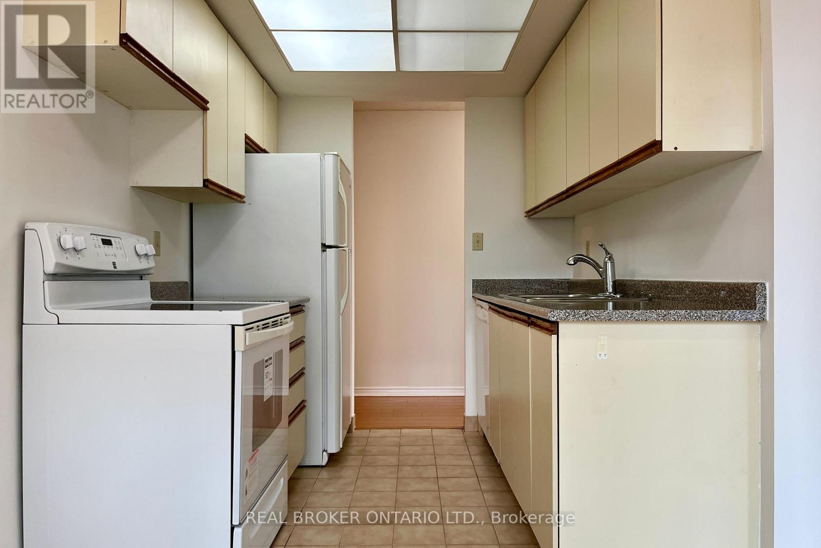 1503 - 5765 Yonge Street, Toronto, Ontario  M2M 4H9 - Photo 3 - C12654410