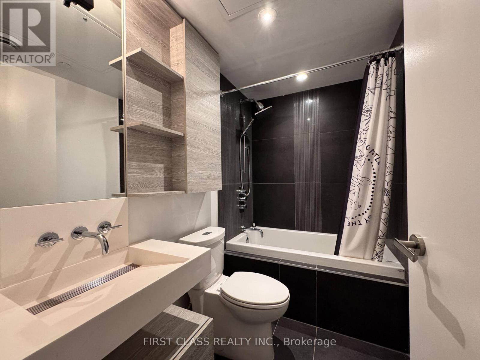 2503 - 5 St Joseph Street, Toronto, Ontario  M4Y 0B6 - Photo 2 - C12654424