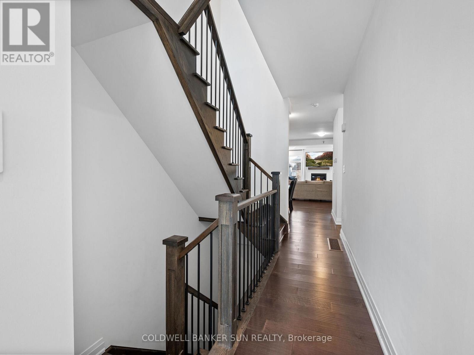 172 Franklin Trail, Barrie, Ontario  L9J 0J2 - Photo 11 - S12654416