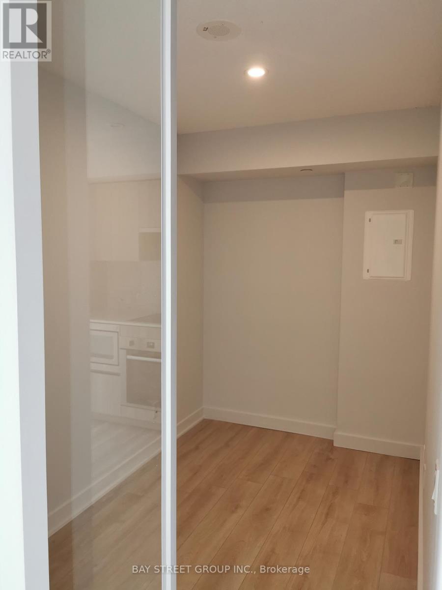 1616 - 17 Bathurst Street, Toronto, Ontario  M5V 0N1 - Photo 6 - C12654436