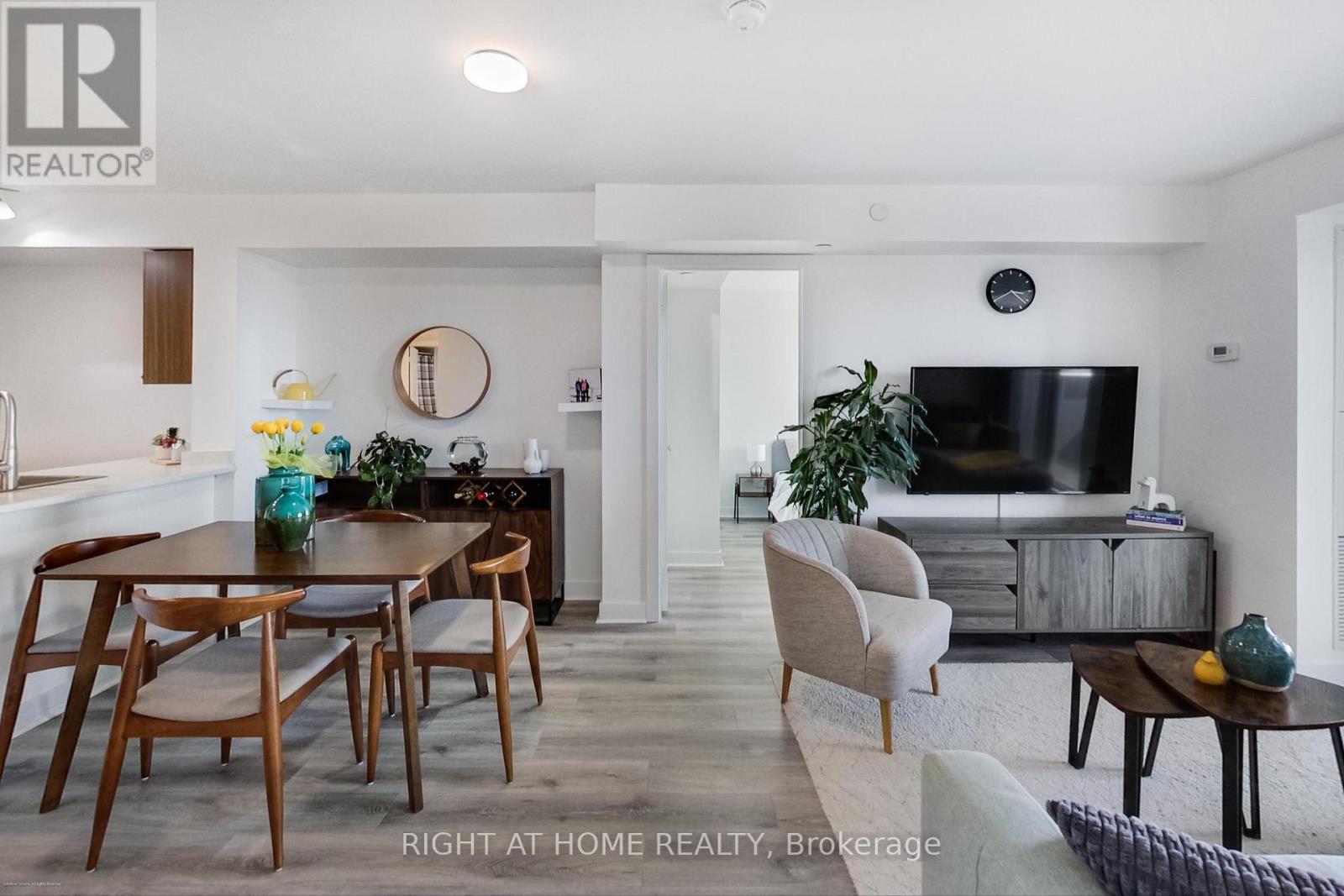 706 - 1346 Danforth Road, Toronto, Ontario  M1J 0A9 - Photo 3 - E12654464