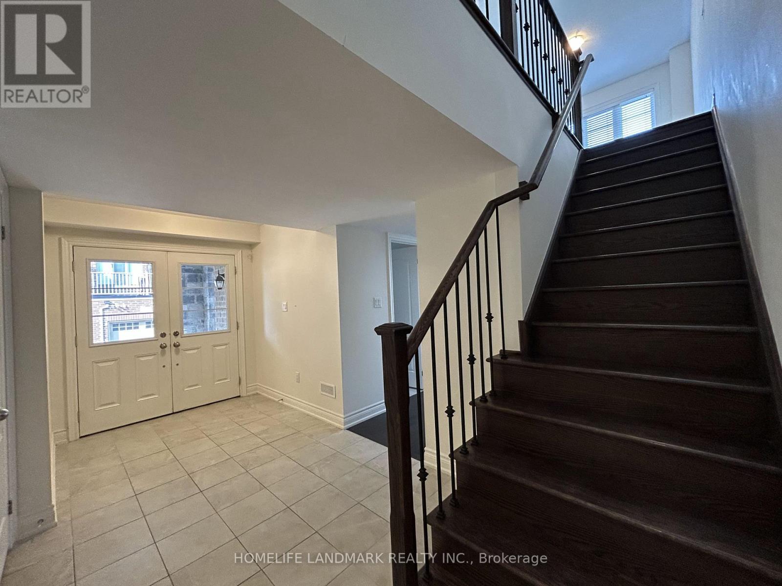 3 Temple Manor, Brampton, Ontario  L6Y 6C5 - Photo 15 - W12654430