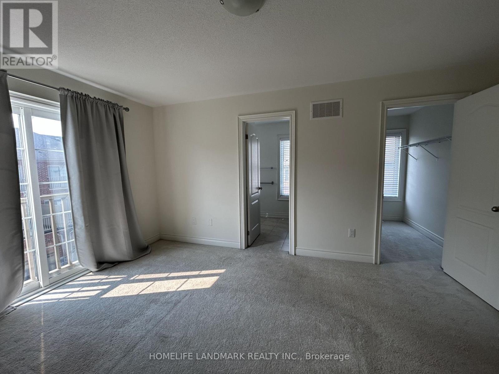 3 Temple Manor, Brampton, Ontario  L6Y 6C5 - Photo 36 - W12654430