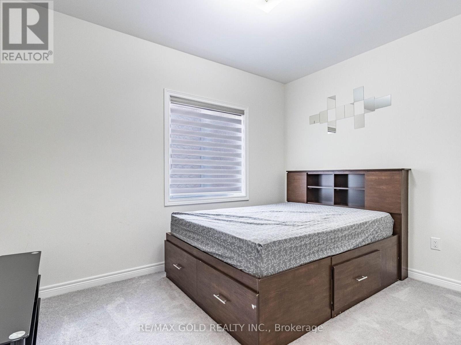 11 Clunburry Road, Brampton, Ontario  L7A 5B4 - Photo 24 - W12654442