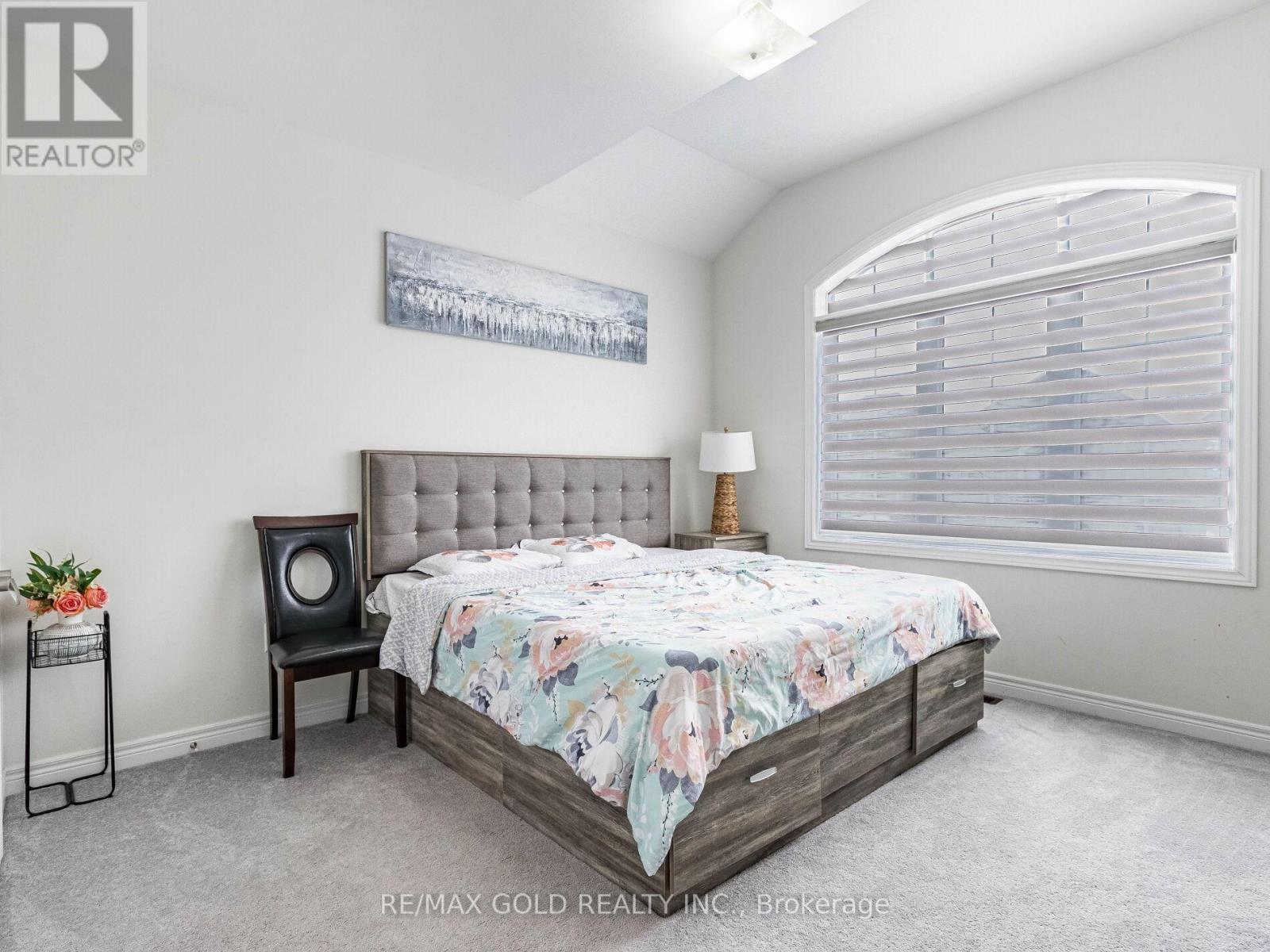 11 Clunburry Road, Brampton, Ontario  L7A 5B4 - Photo 28 - W12654442