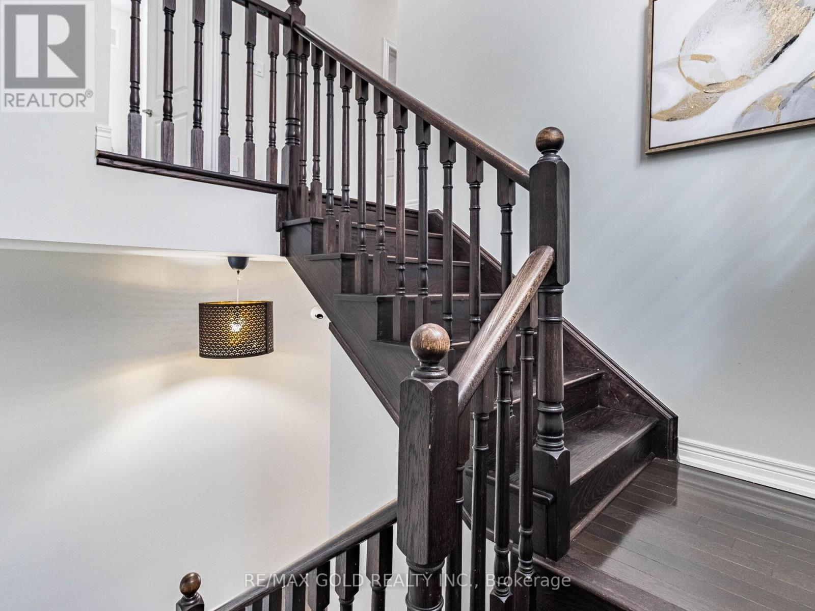 11 Clunburry Road, Brampton, Ontario  L7A 5B4 - Photo 30 - W12654442