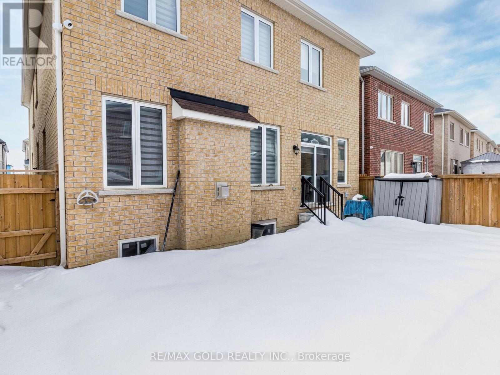 11 Clunburry Road, Brampton, Ontario  L7A 5B4 - Photo 37 - W12654442