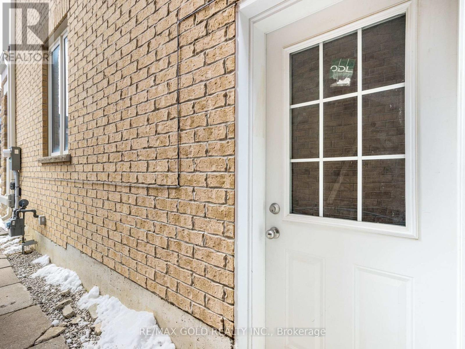 11 Clunburry Road, Brampton, Ontario  L7A 5B4 - Photo 38 - W12654442