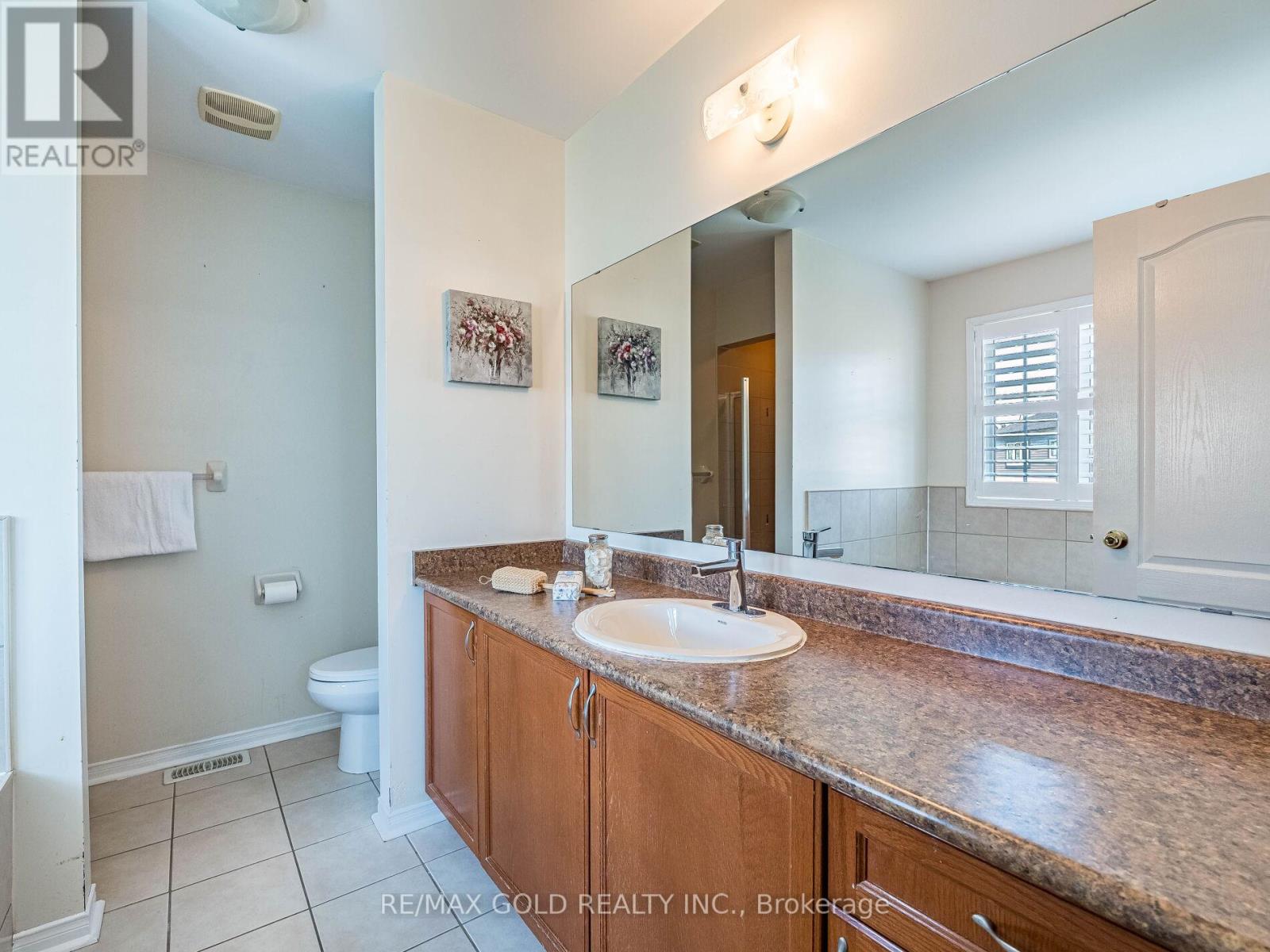 36 Treegrove Crescent, Brampton, Ontario  L7A 0K4 - Photo 24 - W12654444