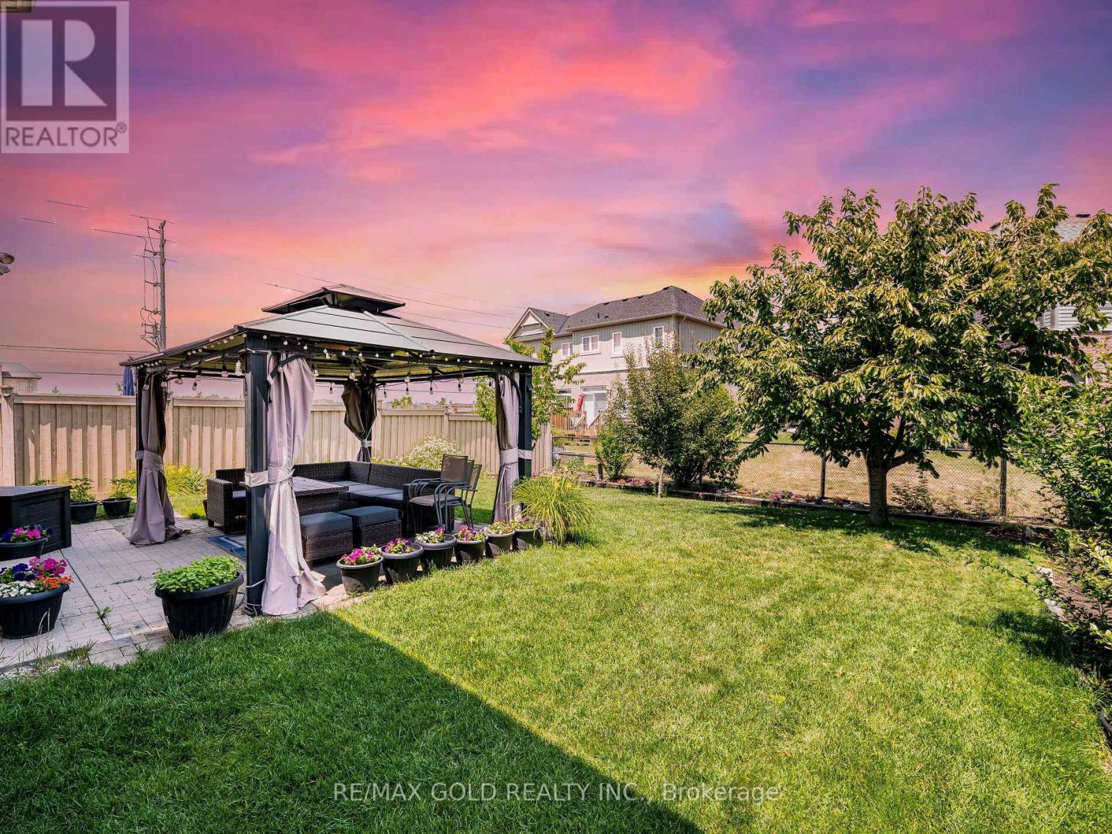 36 Treegrove Crescent, Brampton, Ontario  L7A 0K4 - Photo 38 - W12654444