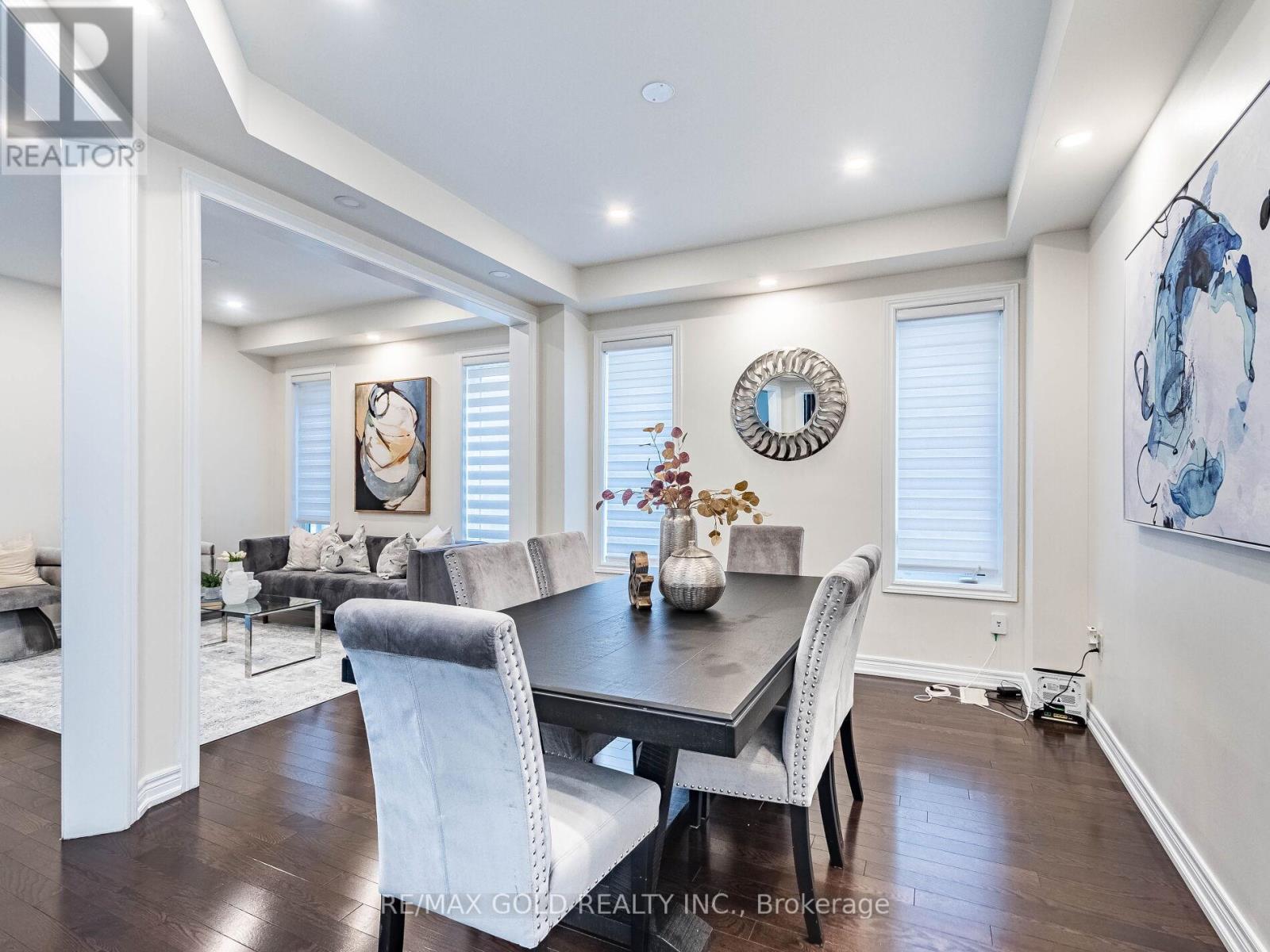 520 Veterans Drive, Brampton, Ontario  L7A 5A7 - Photo 10 - W12654448