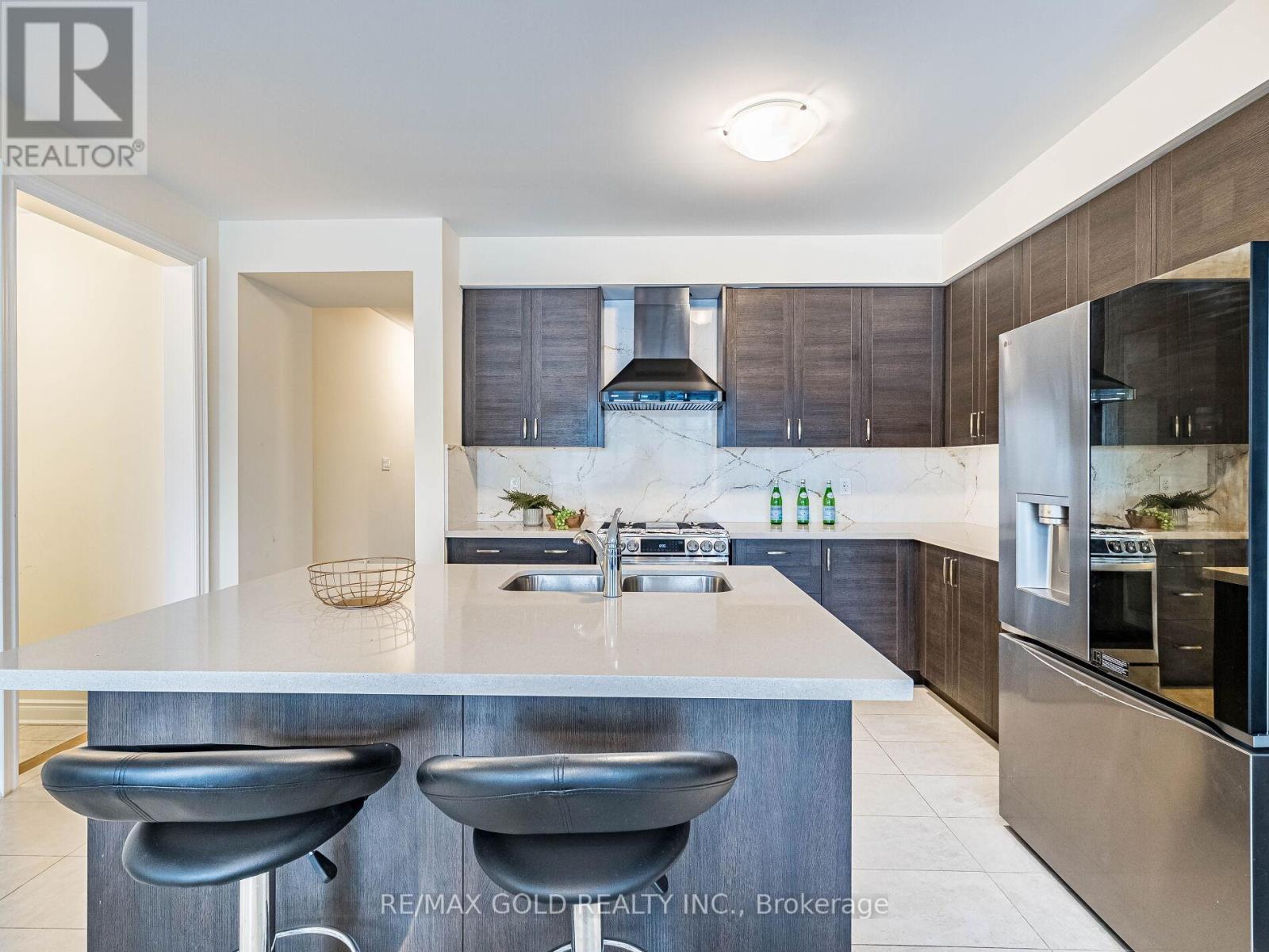 50 Dundee Street, Caledon, Ontario  L7C 4K2 - Photo 10 - W12654452