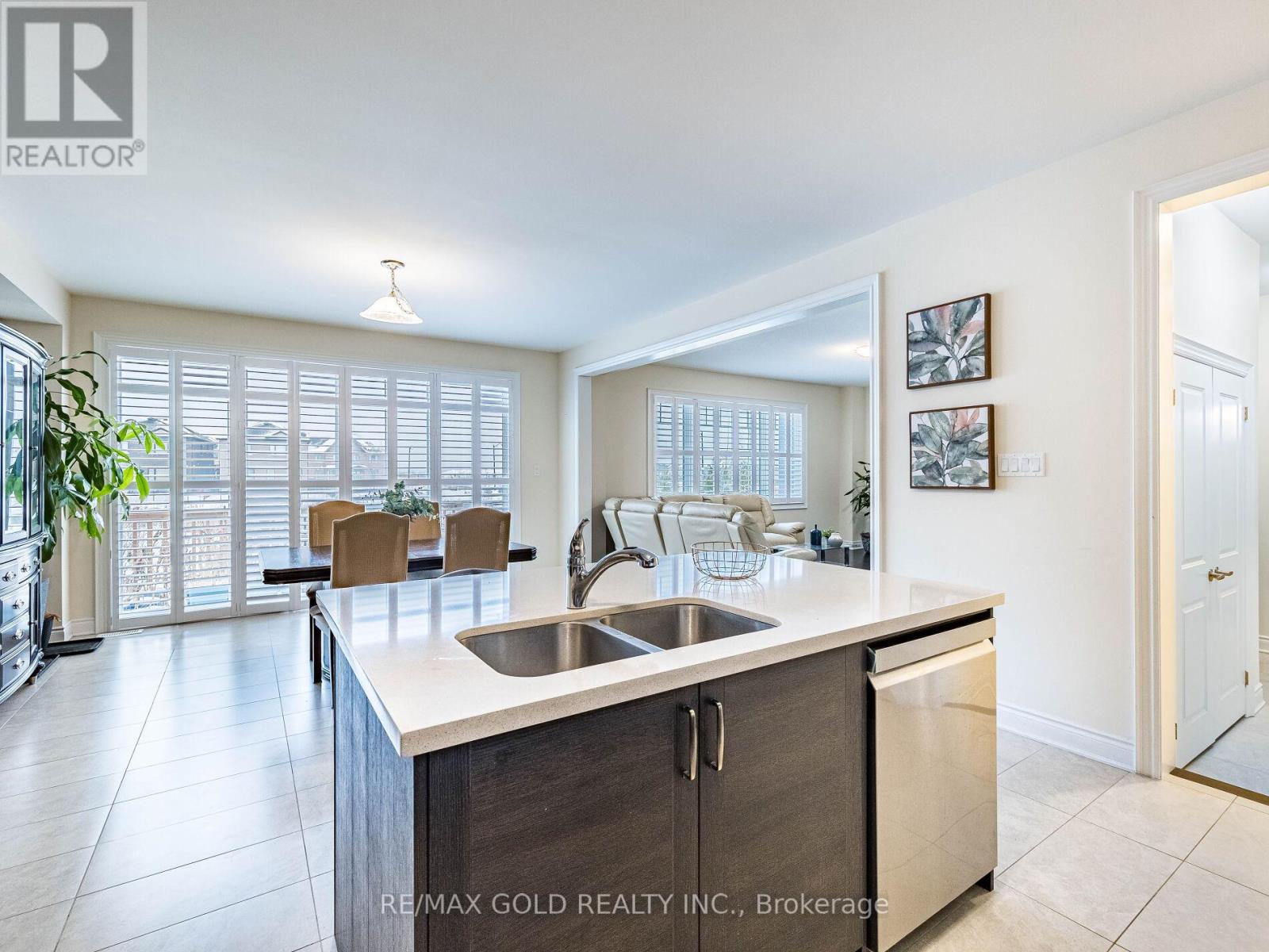 50 Dundee Street, Caledon, Ontario  L7C 4K2 - Photo 13 - W12654452