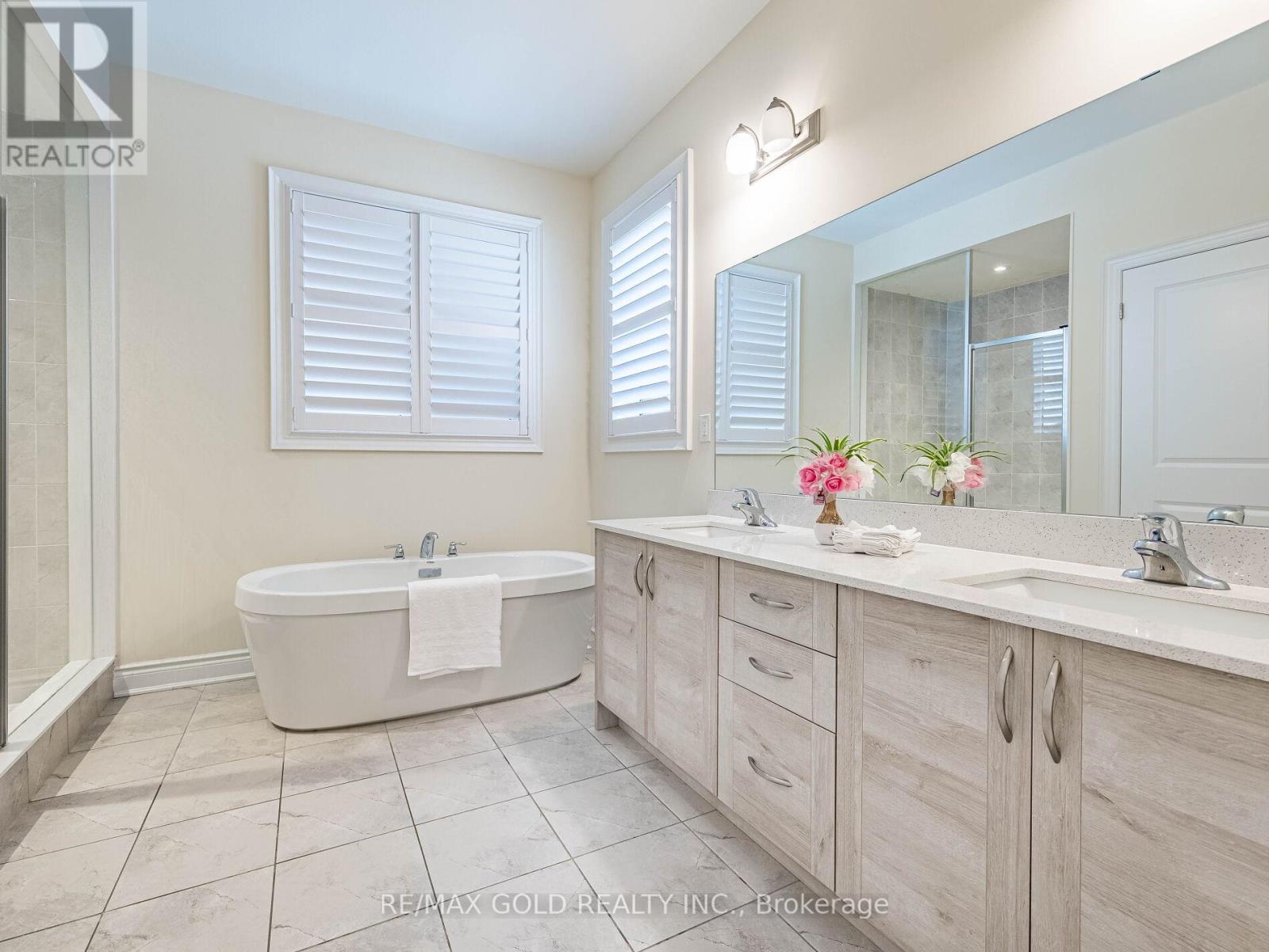 50 Dundee Street, Caledon, Ontario  L7C 4K2 - Photo 21 - W12654452