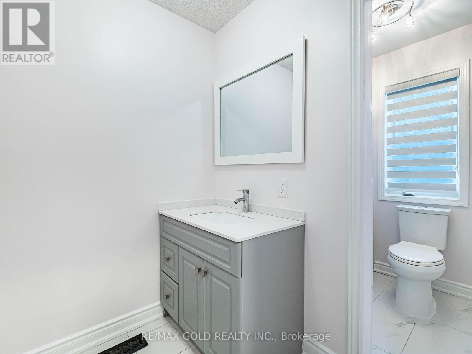 42 Jessop Drive, Brampton, Ontario  L7A 3M8 - Photo 18 - W12654454