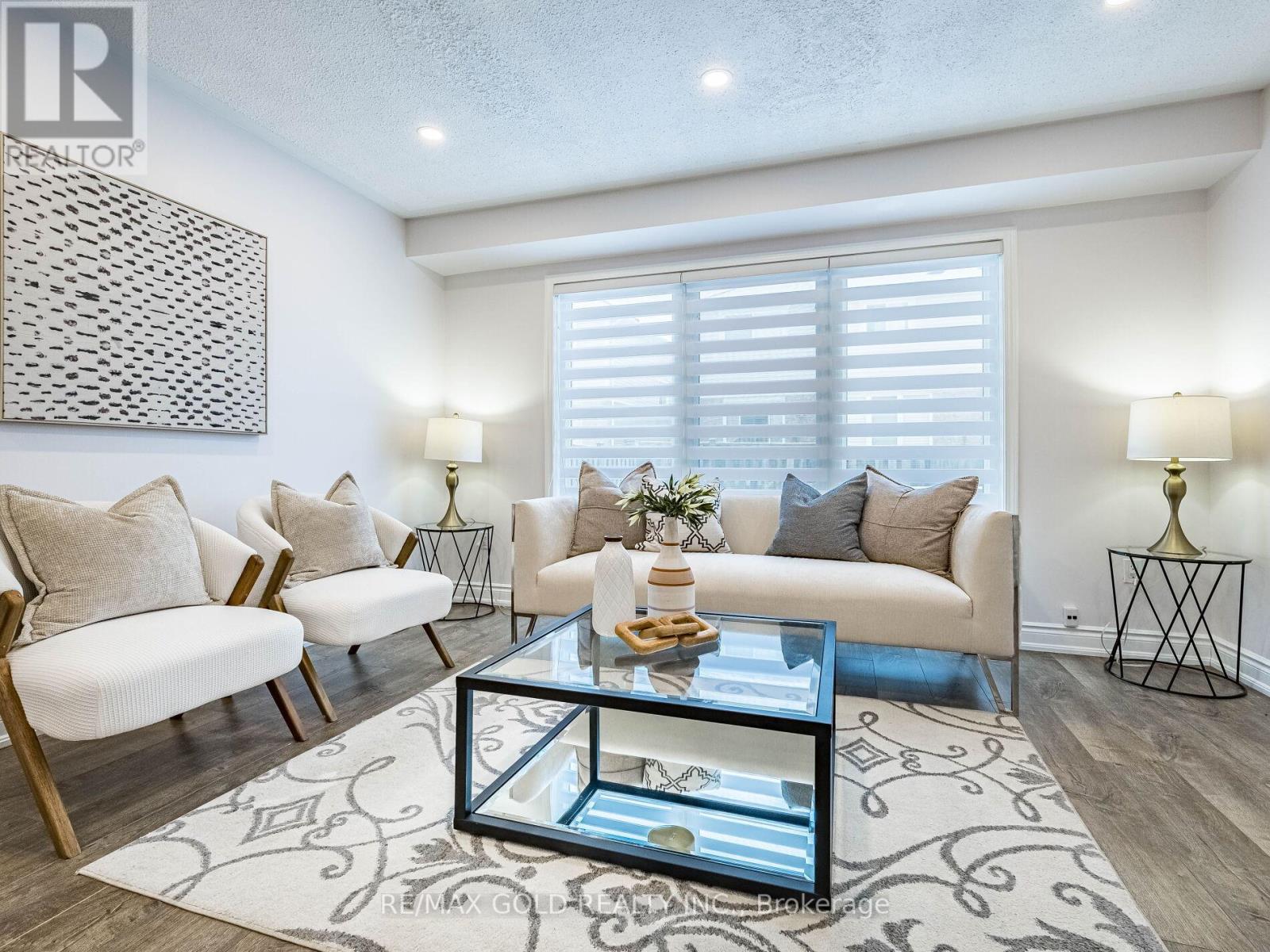 42 Jessop Drive, Brampton, Ontario  L7A 3M8 - Photo 9 - W12654454